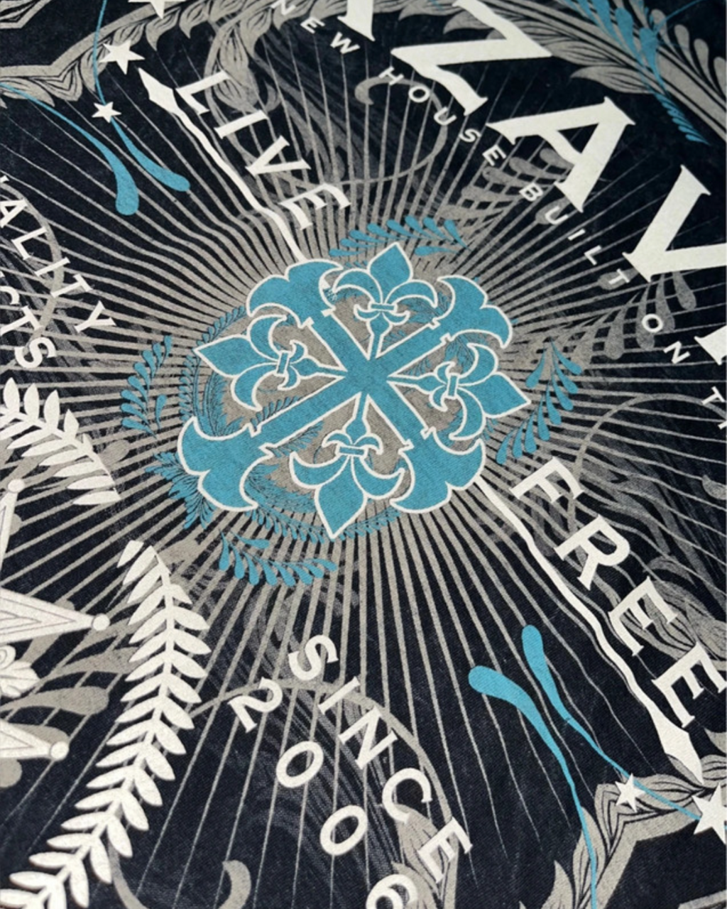 Xzavier rare 2000s T-Shirt Tribal Hip Hop y2k *L*