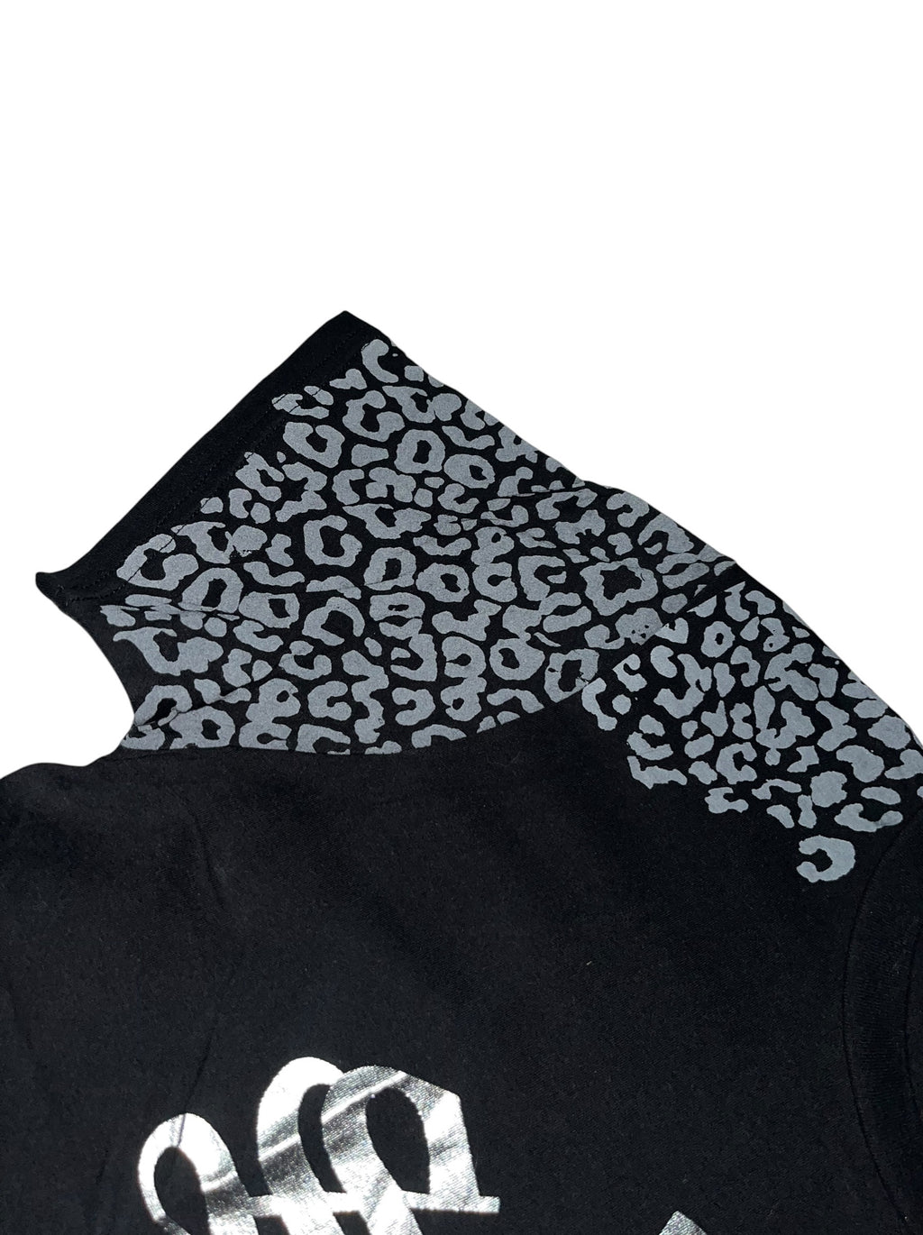 Smet rare Womens y2k 2010s Gothic Tribal T-Shirt *M*