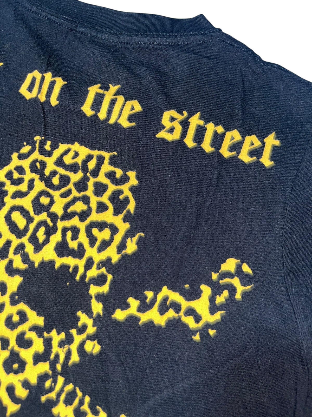 Smet rare Womens y2k 2010s Gothic Tribal T-Shirt *S*