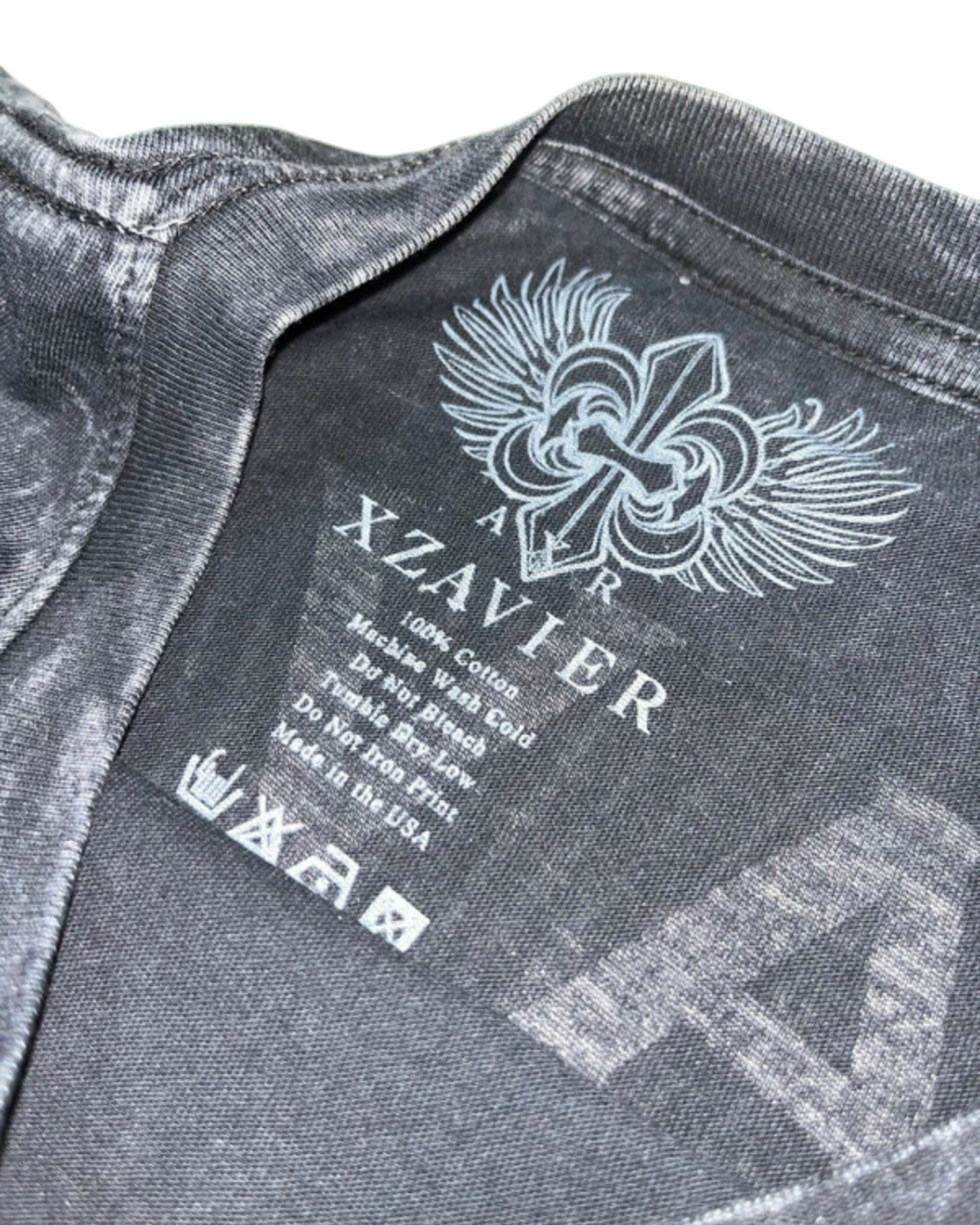 Xzavier rare 2000s T-Shirt Tribal Hip Hop y2k *L*
