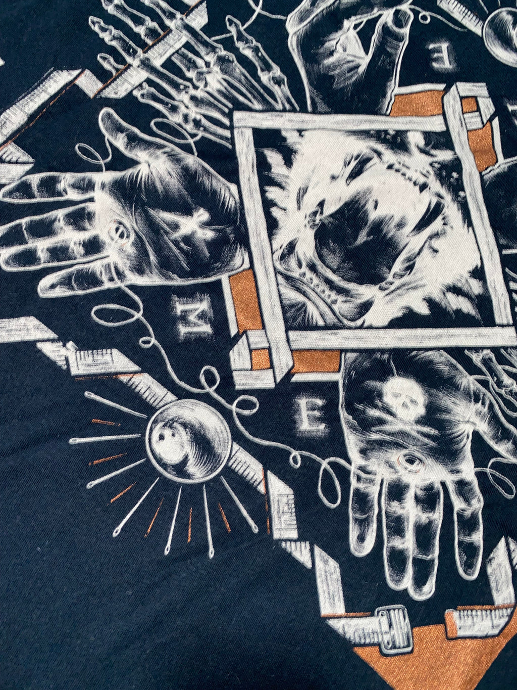 Marc Ecko 2010s T-Shirt y2k Hip Hop Tribal Gothic *M*