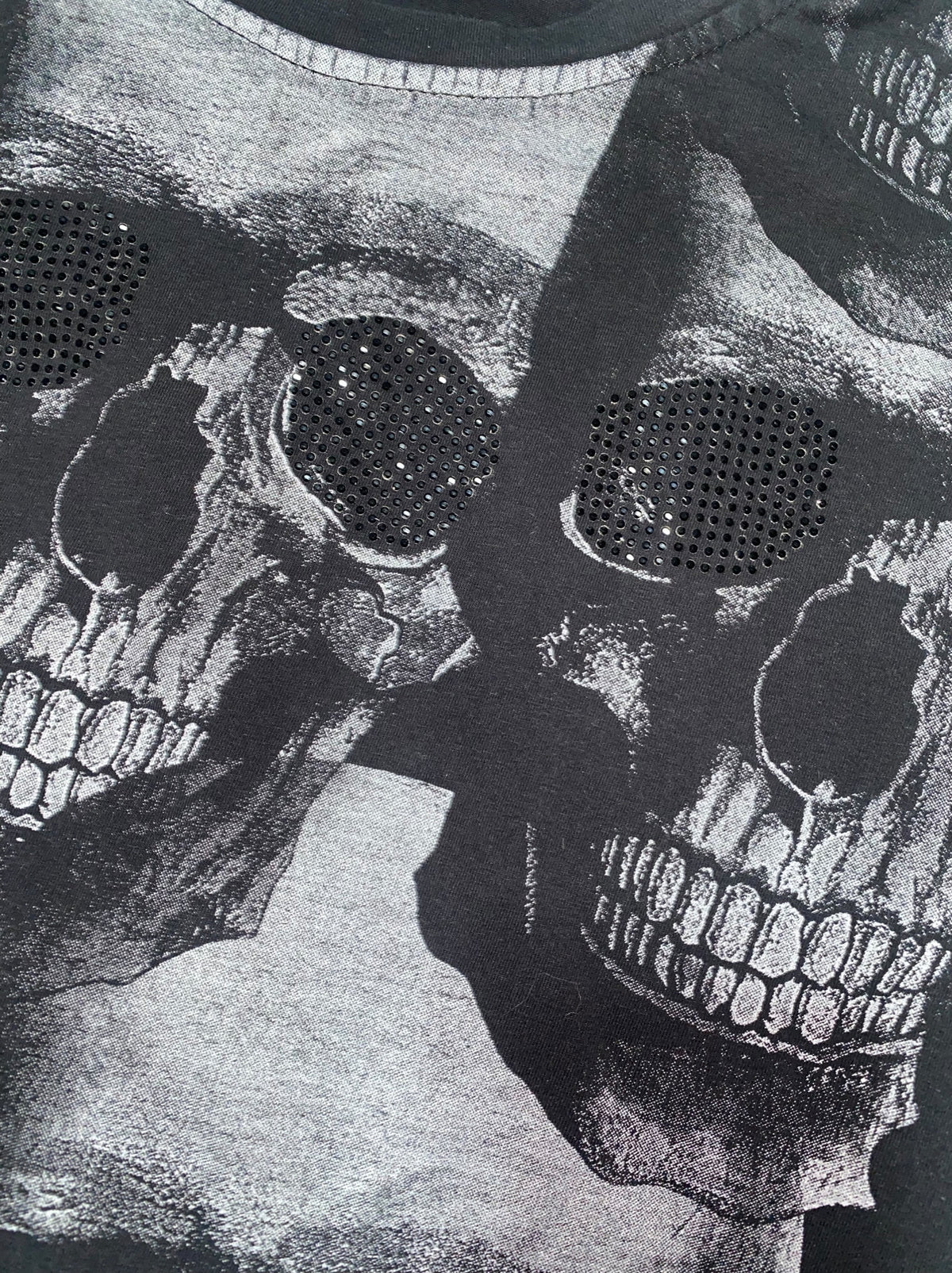 Flex Style 2010s Skull T-Shirt Tribal Gothic y2k Slim fit *M*
